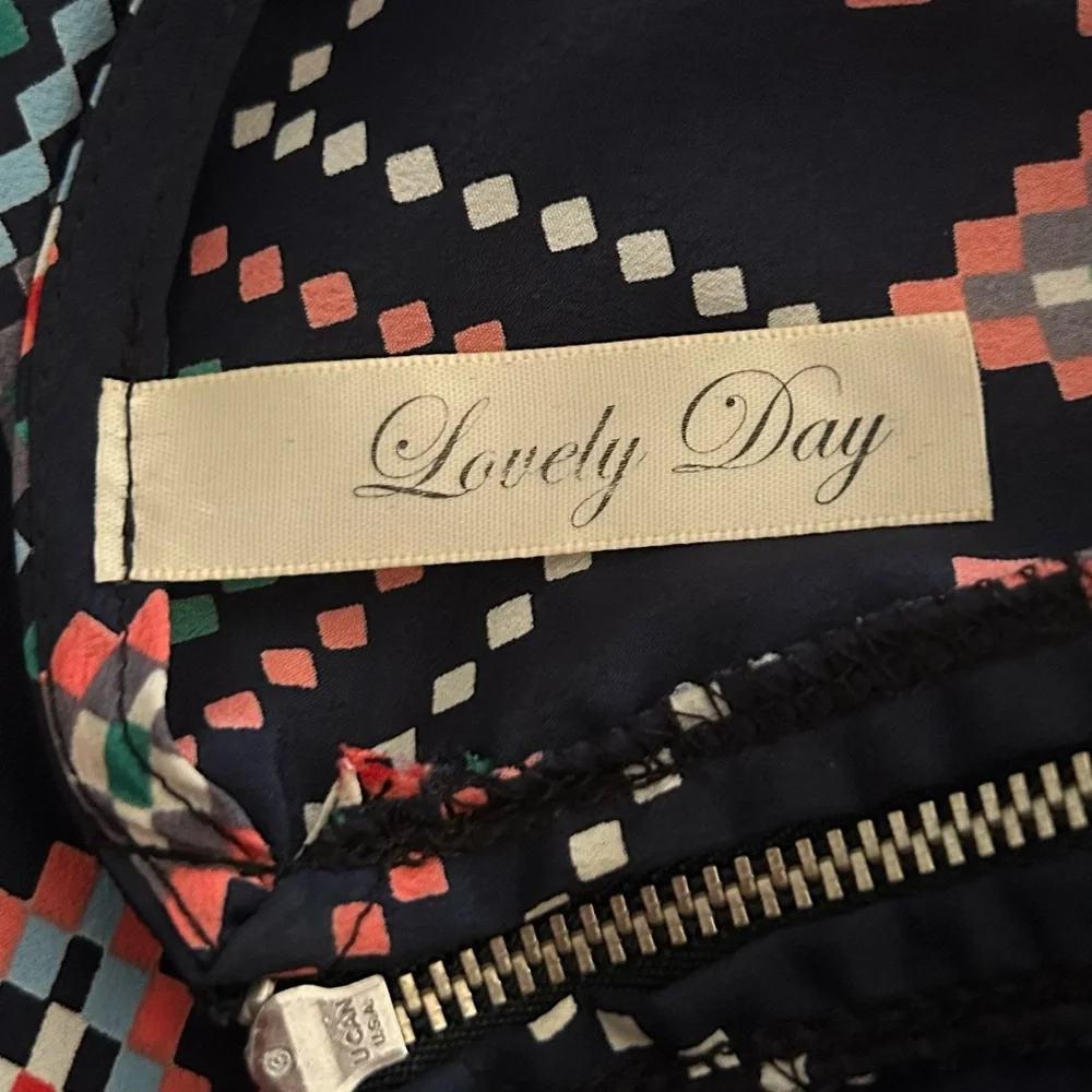 Sz-L-lovely Day brand dress - Picture 3 of 5